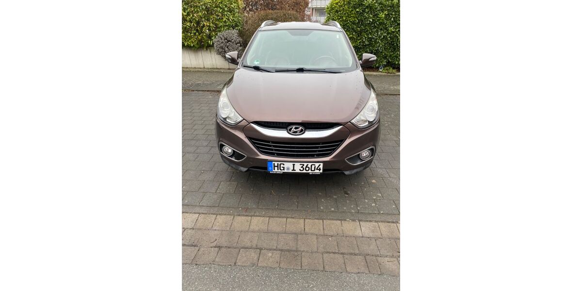 Hyundai ix35 89.991 km 12.500 &euro; Frankfurt am Main 60314