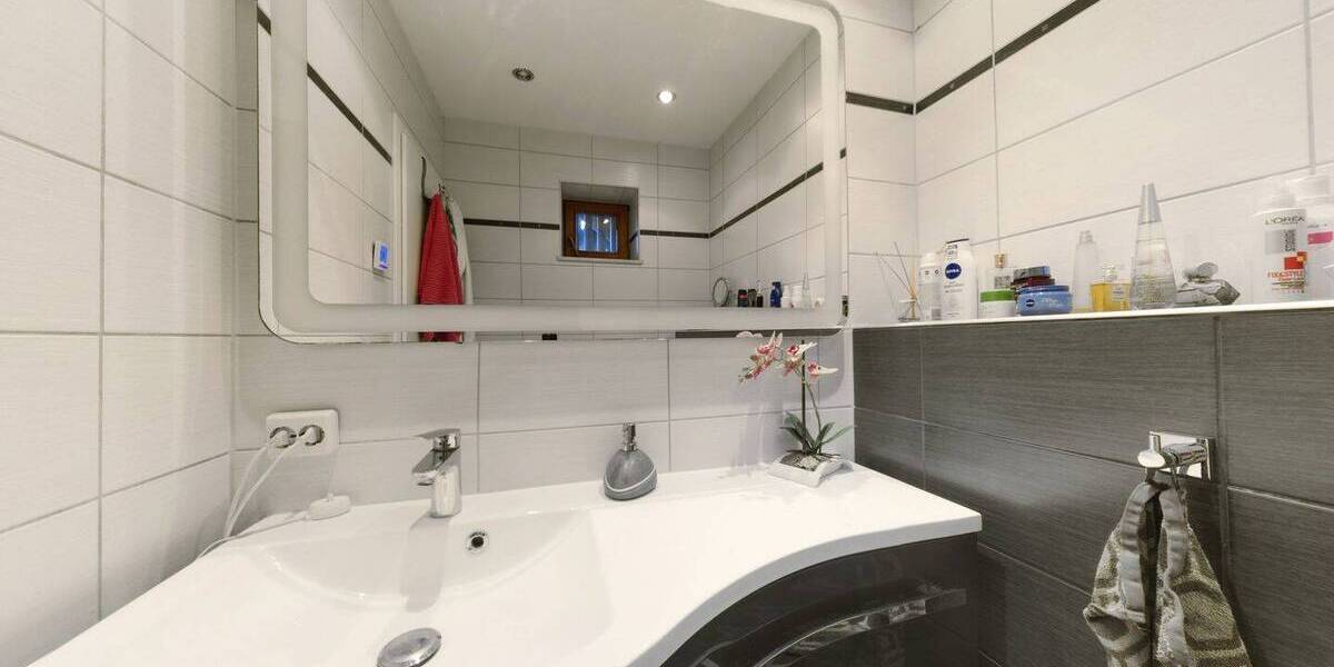 Doppelhaushälfte Seeheim-Jugenheim Ober-Beerbach - 5 Zimmer, 155 m&sup2;, 520.000&euro; | Angebot:25687076