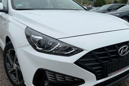 Hyundai i30 16.700 km 16.249 &euro; Oppenheim 55276