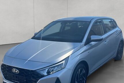 Hyundai i20 18.890 km 15.950 € Frankfurt 60386