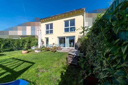 Haus zum Kaufen in Offenbach am Main Bürgel 975.000 € 186 m² 8 zimmer