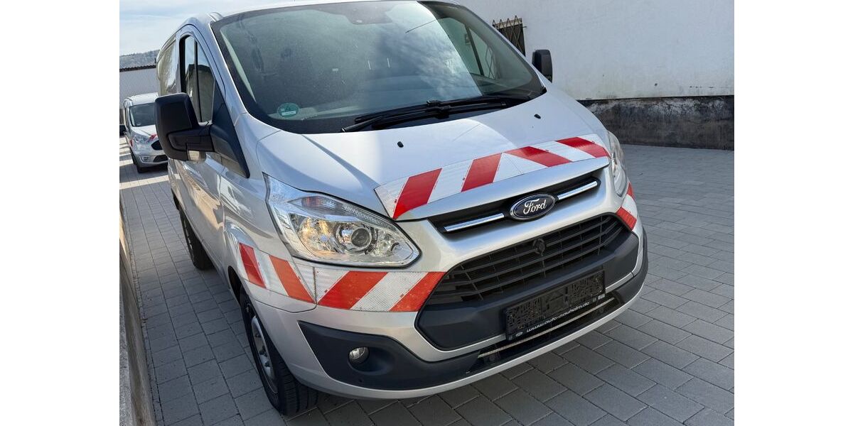 Ford Transit Custom 192.000 km 7.900 &euro; Alsbach 64665