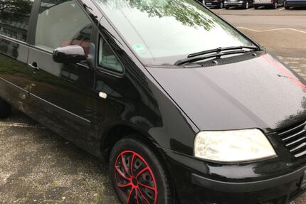 VW Sharan 245.000 km 1.800 &euro; Frankfurt 65936