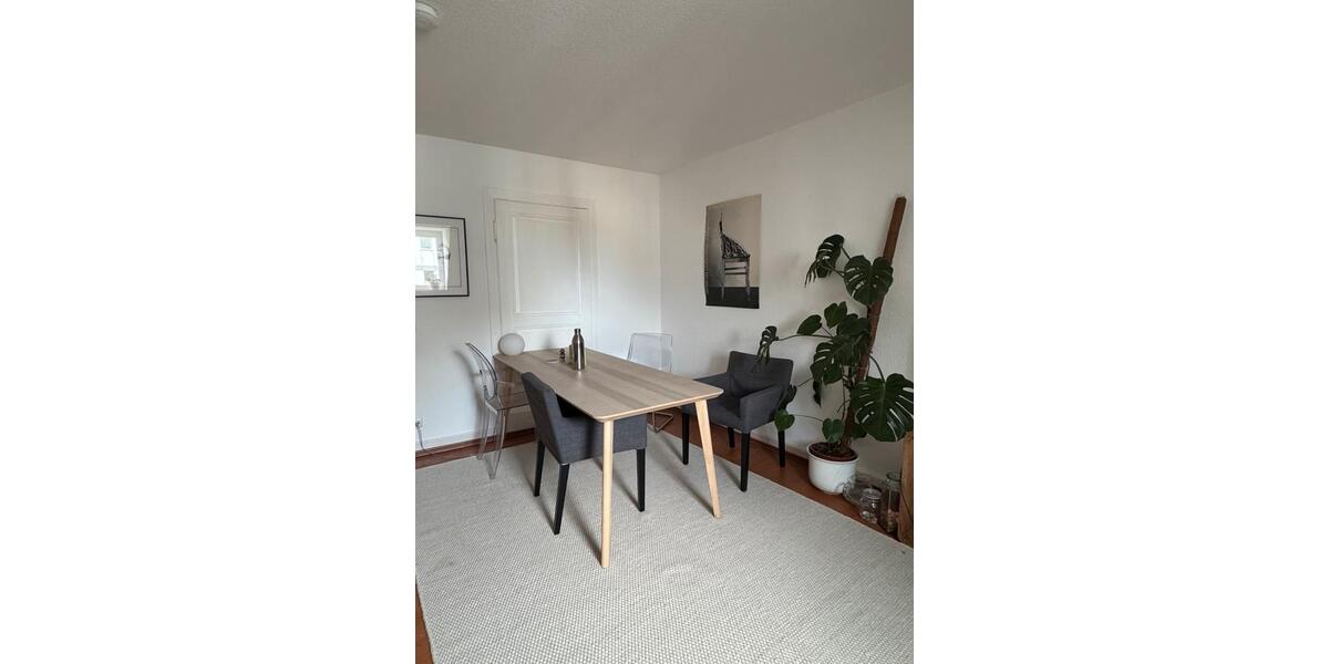 Dachgeschoßwohnung Frankfurt am Main Nordend Ost - 3 Zimmer, 60 m&sup2;, 1.000&euro; | Angebot:26425621