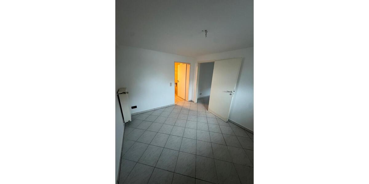 Etagenwohnung Trebur - 2 Zimmer, 32 m&sup2;, 420&euro; | Angebot:25082771