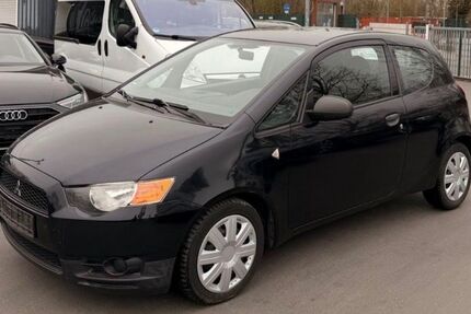 Mitsubishi Colt 180.000 km 1.799 &euro; Frankfurt am Main 60486