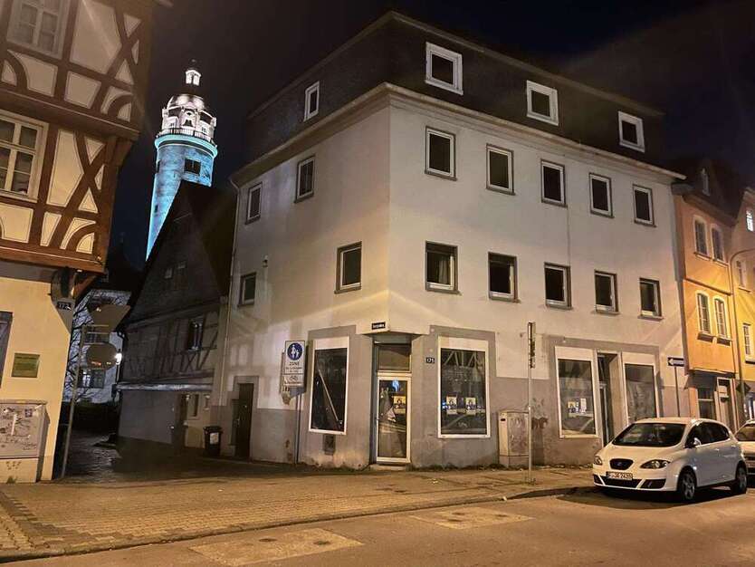 Haus zum Kaufen in Frankfurt am Main 1.090.000 € 178 m²