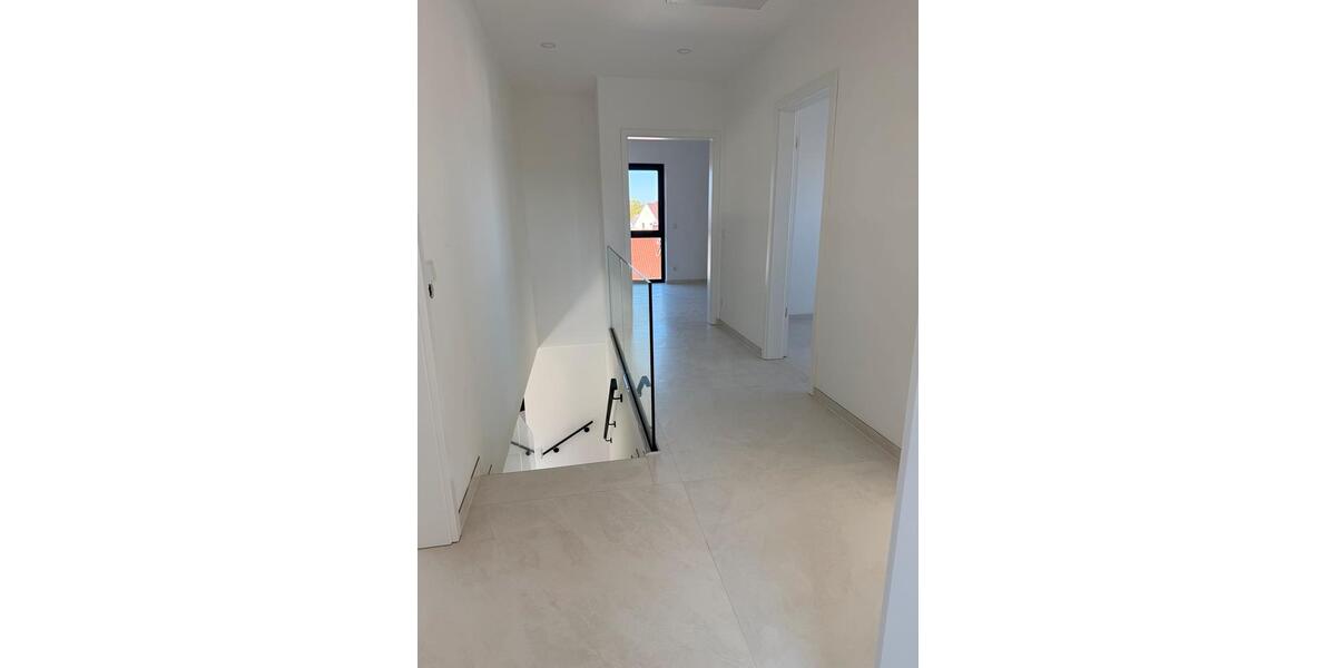 Maisonettenwohnung Nierstein - 5 Zimmer, 121 m&sup2;, 1.950&euro; | Angebot:26405795