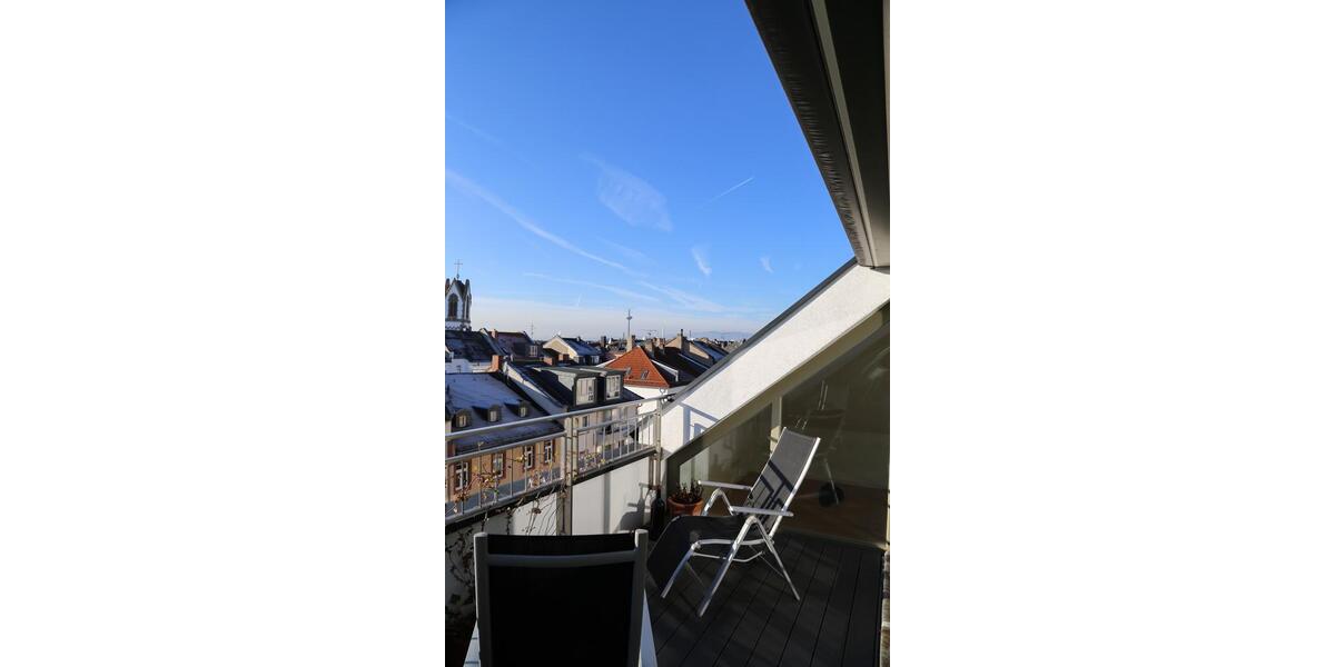 Dachgeschoßwohnung Frankfurt am Main Bornheim - 3.5 Zimmer, 125 m&sup2;, 3.450&euro; | Angebot:25307988