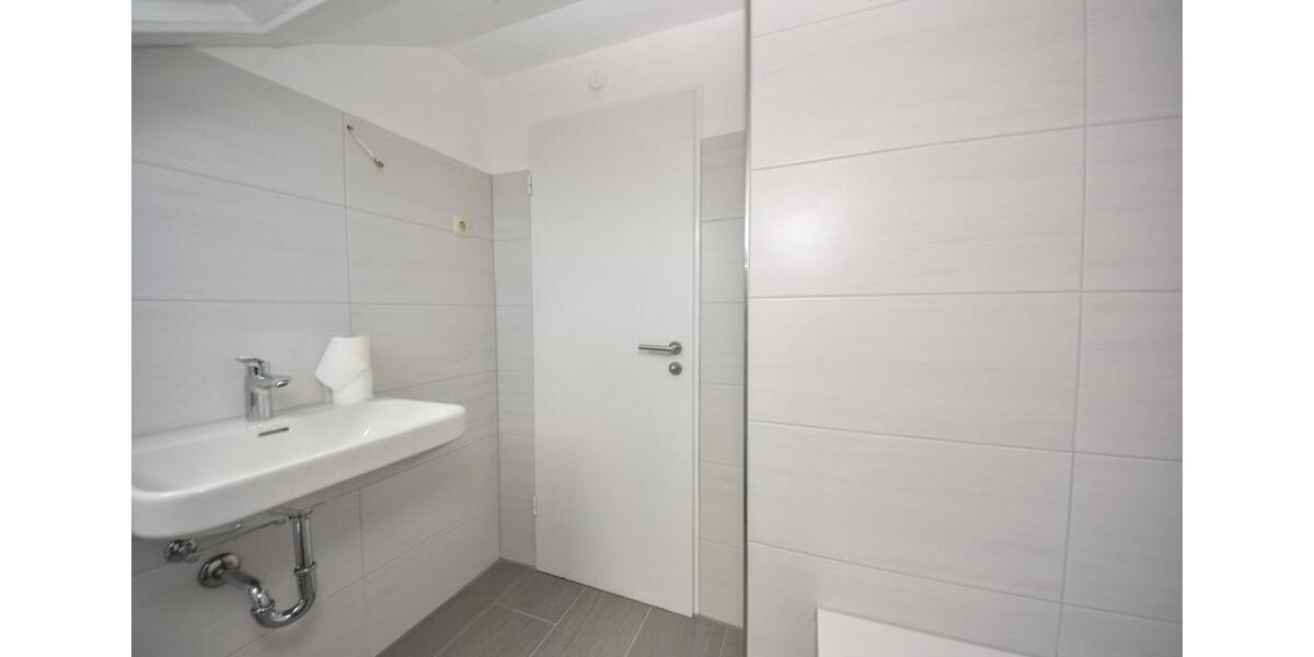 Dachgeschoßwohnung Babenhausen - 2 Zimmer, 38 m&sup2;, 430&euro; | Angebot:26232195