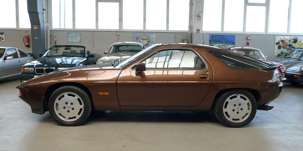 Porsche 928 131.750 km 49.950 &euro; Frankfurt am Main 60388