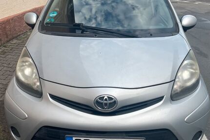 Toyota Aygo (X) 99.500 km 3.990 &euro; Frankfurt 65933