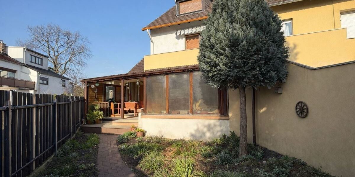 Frankfurt-Griesheim: Große Doppelhaushälfte in gesuchter Lage! - Doppelhaushälfte Frankfurt am Main West | Angebot:25305384