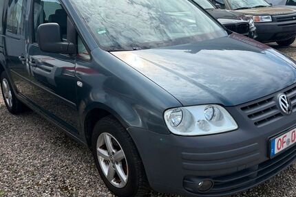 VW Caddy 220.000 km 2.490 &euro; Dreieich 63303