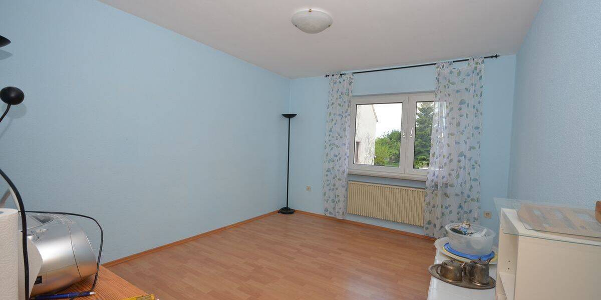 Mehrfamilienhaus, Wohnhaus Rödermark Urberach - 8 Zimmer, 171 m&sup2;, 1.600&euro; | Angebot:26376907