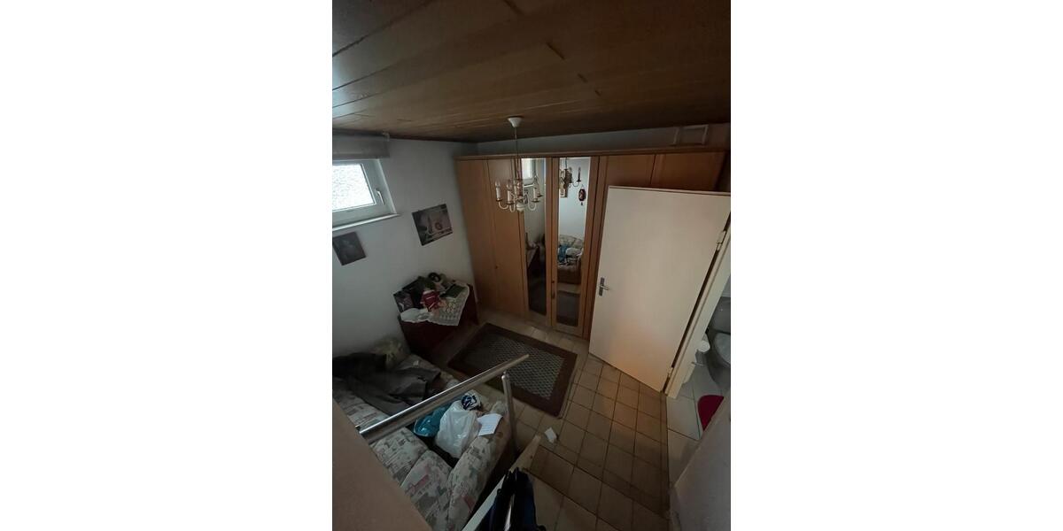 Etagenwohnung Reinheim - 7 Zimmer, 170 m&sup2;, 1.650&euro; | Angebot:24888600