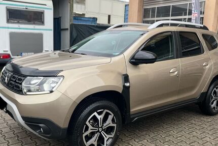 Dacia Duster 26.000 km 14.990 &euro; Frankfurt am Main 65933
