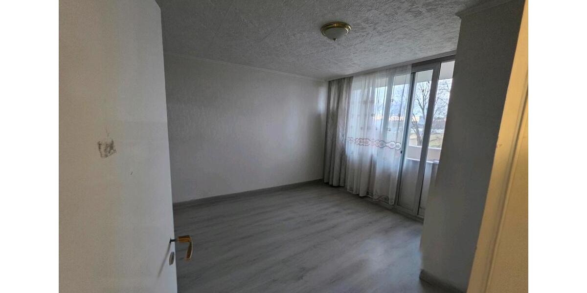 Etagenwohnung Dietzenbach - 3 Zimmer, 66 m&sup2;, 170.000&euro; | Angebot:27084492