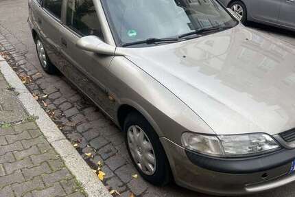Opel Vectra 130.000 km 2.500 &euro; Frankfurt am Main, Stadt 60385