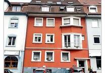 Super 8 Familienwohnhaus in einer guten zentralen Lage von Aschaffenburg mit Innenhof + 4 Stellp.