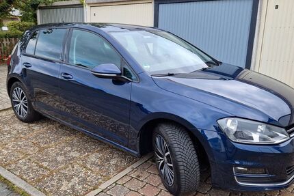 VW Golf 98.000 km 11.900 € Seeheim-Jugenheim 64342