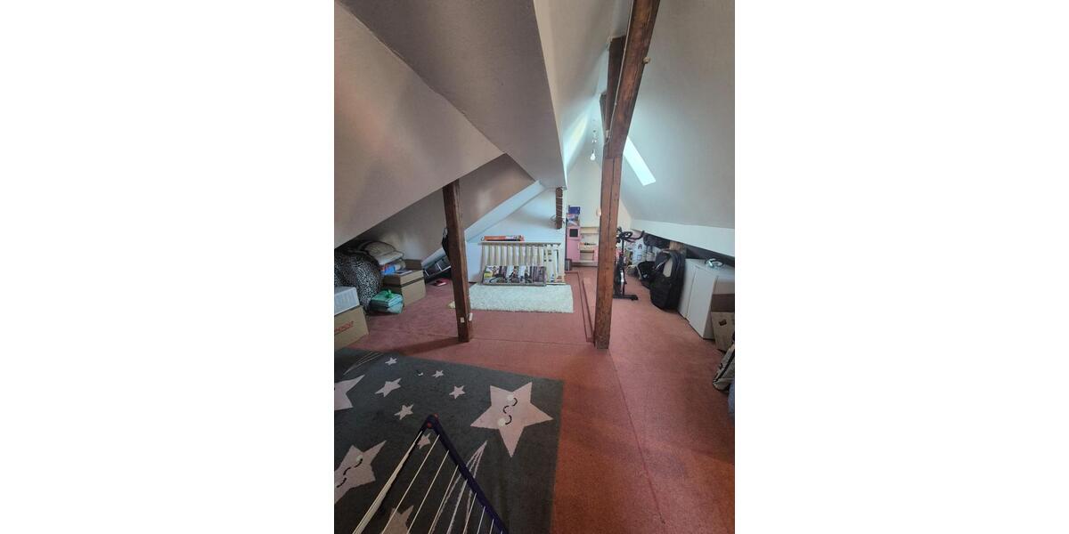 Etagenwohnung Bensheim - 4 Zimmer, 95 m&sup2;, 1.300&euro; | Angebot:26165611