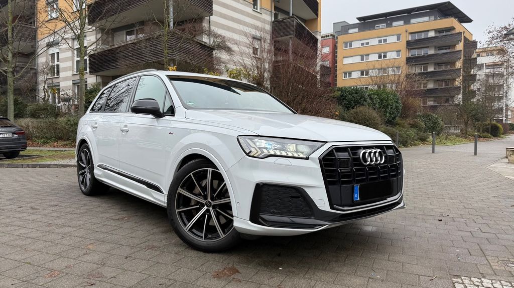 Audi Q7 442.220 km 33.990 &euro; Frankfurt am Main 60486