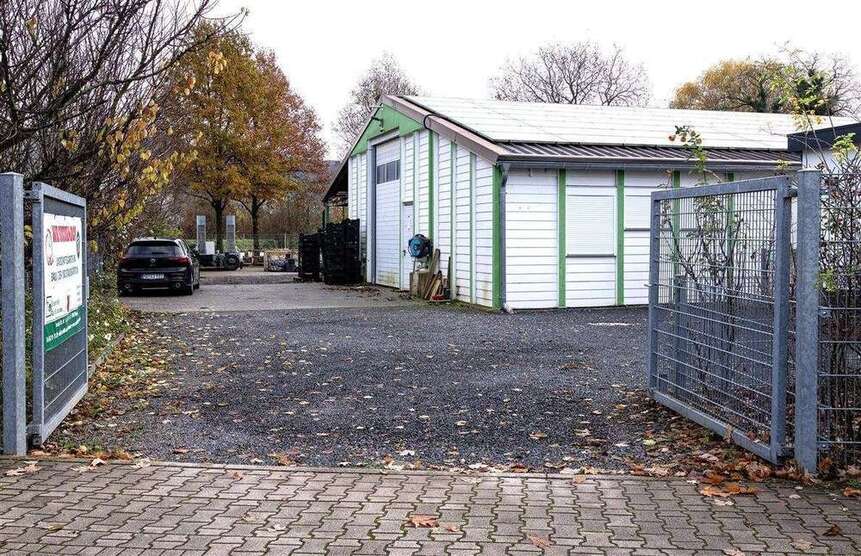 Halle in Weinheim , Bergstr 1.180.000 € 223 m²