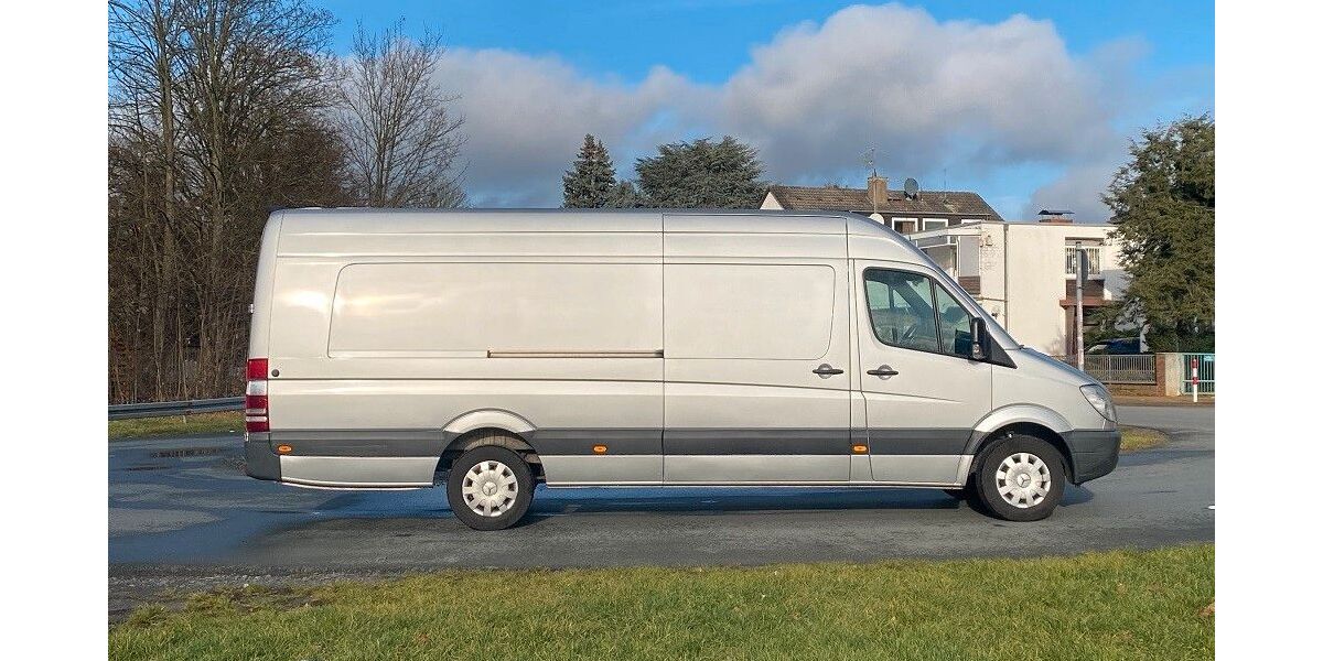 Mercedes-Benz Sprinter 369.000 km 9.900 &euro; Obertshausen 63179