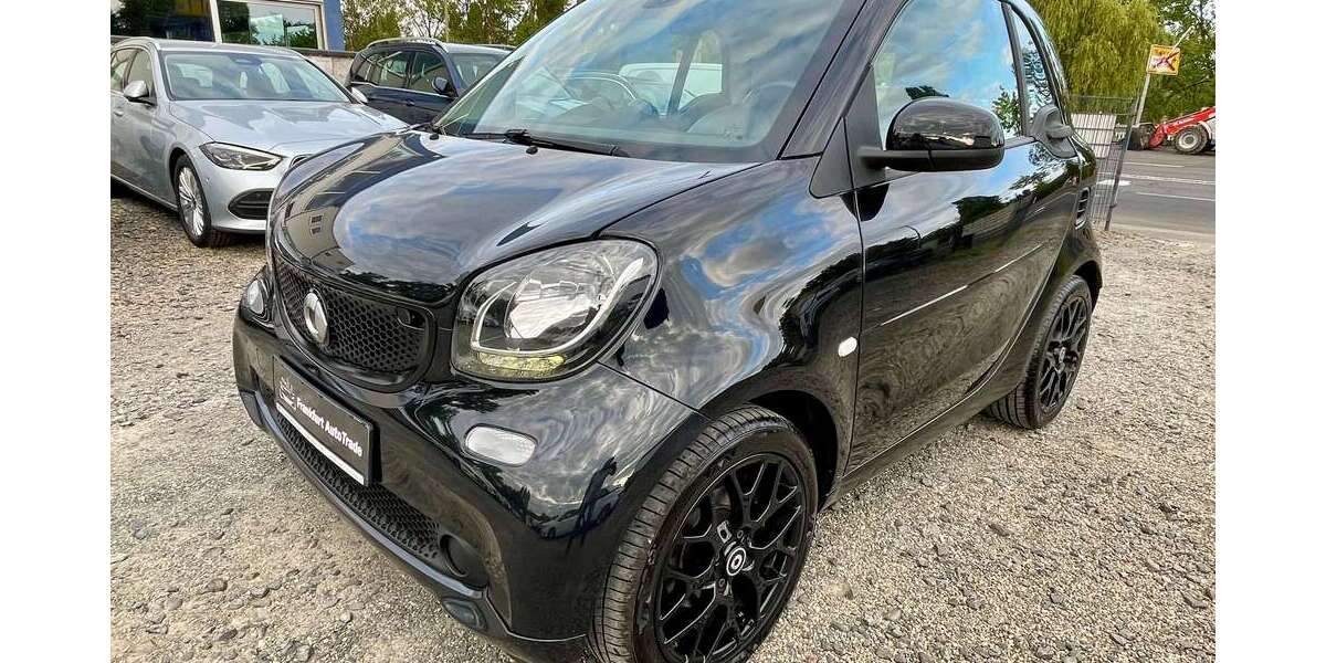 Smart forTwo 110.698 km 7.850 &euro; Frankfurt am Main 60386