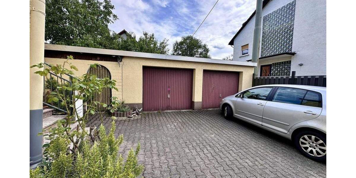 Mehrfamilienhaus, Wohnhaus Frankfurt am Main Schwanheim - 369.000&euro; | Angebot:24876147