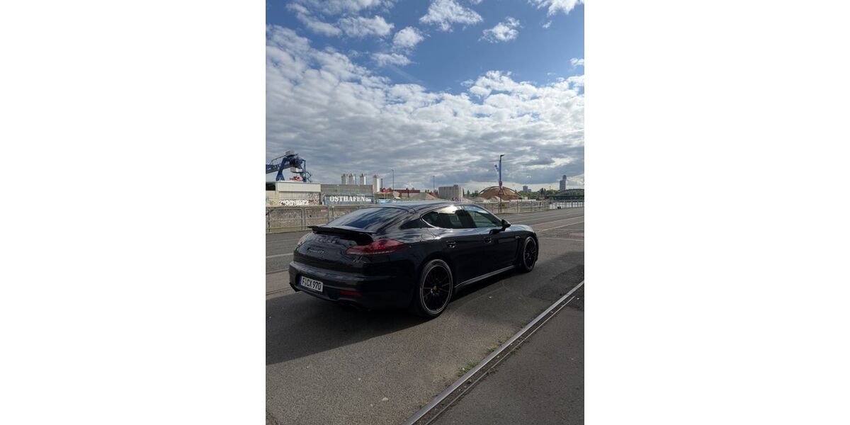 Porsche Panamera 42.000 km 55.400 &euro; Frankfurt 60314