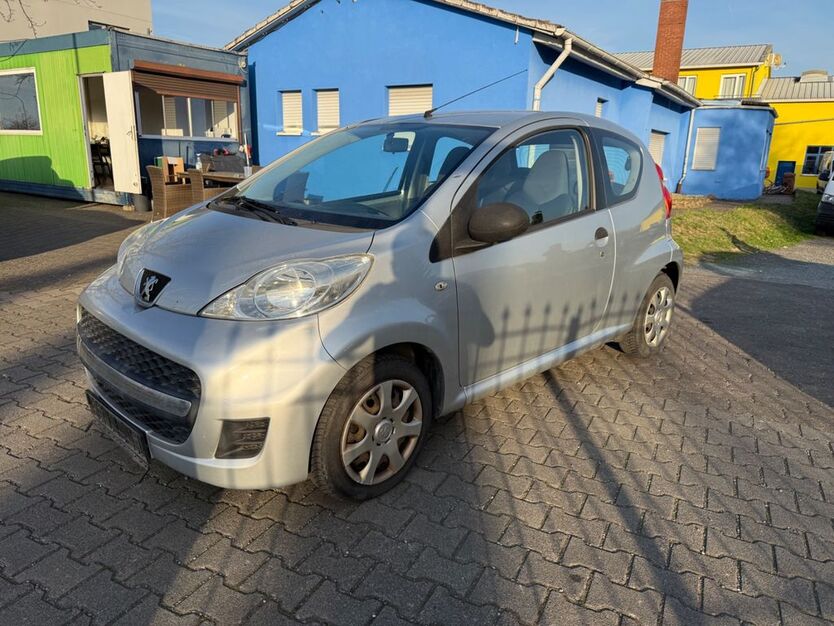 Peugeot 107 128.000 km 1.650 € Dieburg 64807