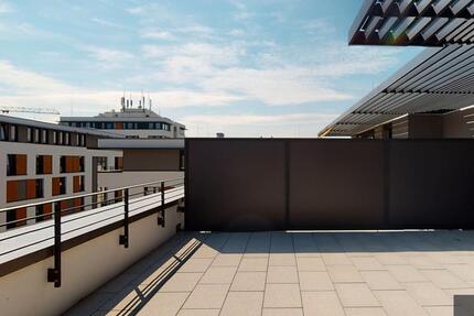 Lichtdurchflutete und großzügig geschnittene 3-Zimmer-Wohnung mit großer Dachterrasse! 3 zimmer