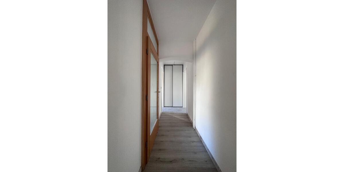 5-Zimmer Wohnung mit ca. 45qm großer Dachterrasse in bester Innen 5 zimmer