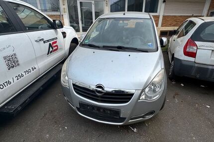 Opel Agila 123.000 km 1.999 &euro; Offenbach am Main 63069