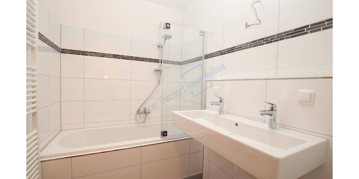 Mehrfamilienhaus, Wohnhaus Darmstadt Kranichstein - 5 Zimmer, 158 m&sup2;, 2.150&euro; | Angebot:26512663
