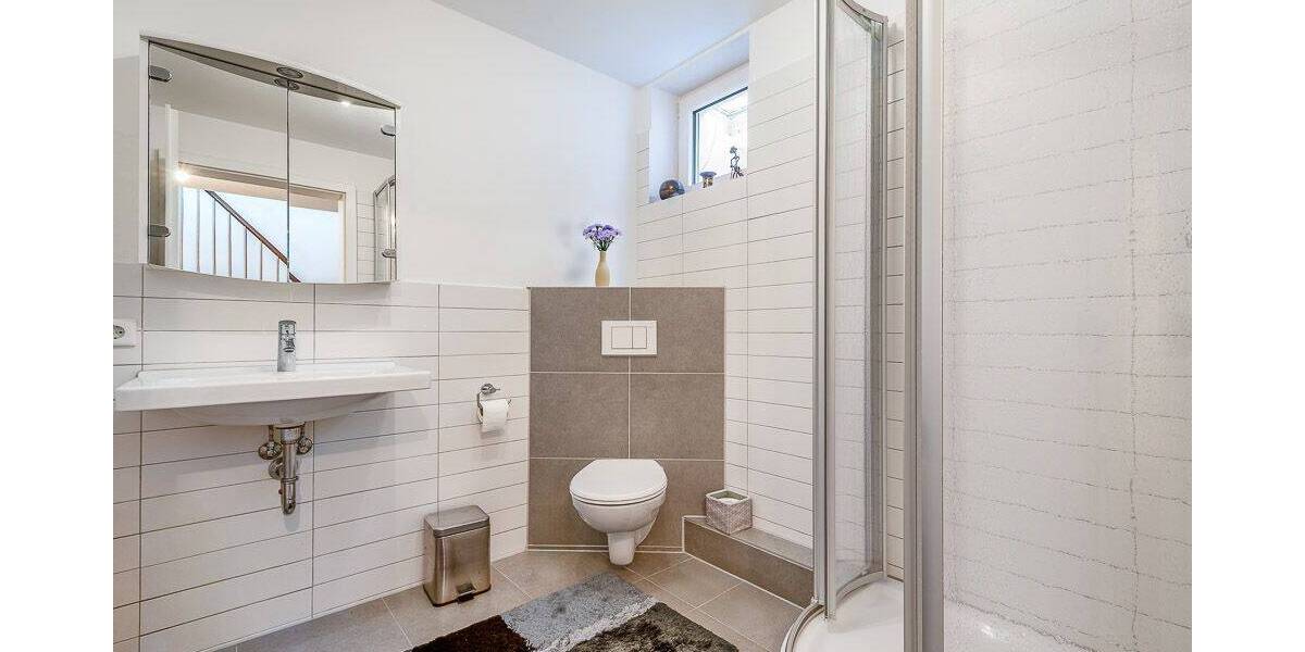 Einfamilienhaus Seeheim-Jugenheim Jugenheim - 6 Zimmer, 268 m&sup2;, 1.249.000&euro; | Angebot:26358878