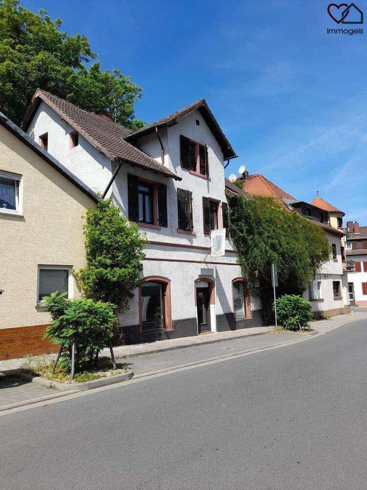 Haus zum Kaufen in Seeheim-Jugenheim 490.000 € 235 m²