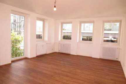 Wohnung zum Mieten in Offenbach 1.000 € 87 m²