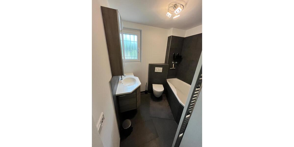 Erdgeschoßwohnung Frankfurt am Main Rödelheim - 3 Zimmer, 86 m&sup2;, 1.800&euro; | Angebot:25311600