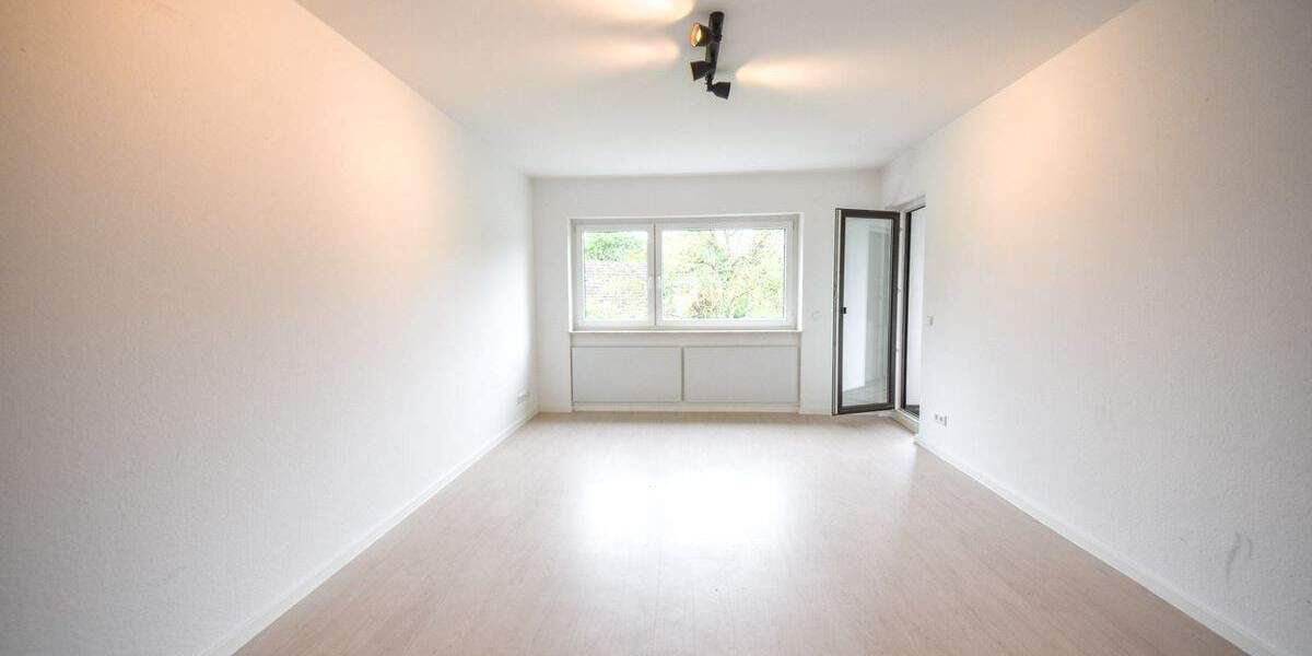 DIETZ: TOP-Modernisierte 2-Zimmer-Wohnung im 1. Obergeschoss 2 zimmer