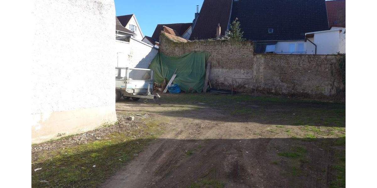 Mehrfamilienhaus, Wohnhaus Gernsheim - 5 Zimmer, 135 m&sup2;, 219.000&euro; | Angebot:25385692