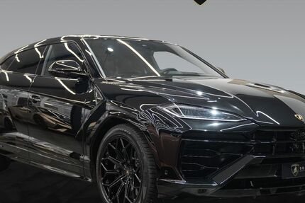 Lamborghini Urus 12.000 km 309.800 &euro; Frankfurt 60386