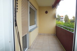 Frisch renovierte 3 Zimmer Wohnung mit ca. 75m² Wohnfläche mit Balkon und Garage - Appartement Nauheim | Angebot:26101851