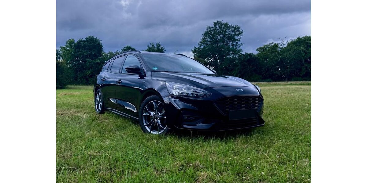Ford Focus 119.303 km 11.800 &euro; Frankfurt am Main 60438