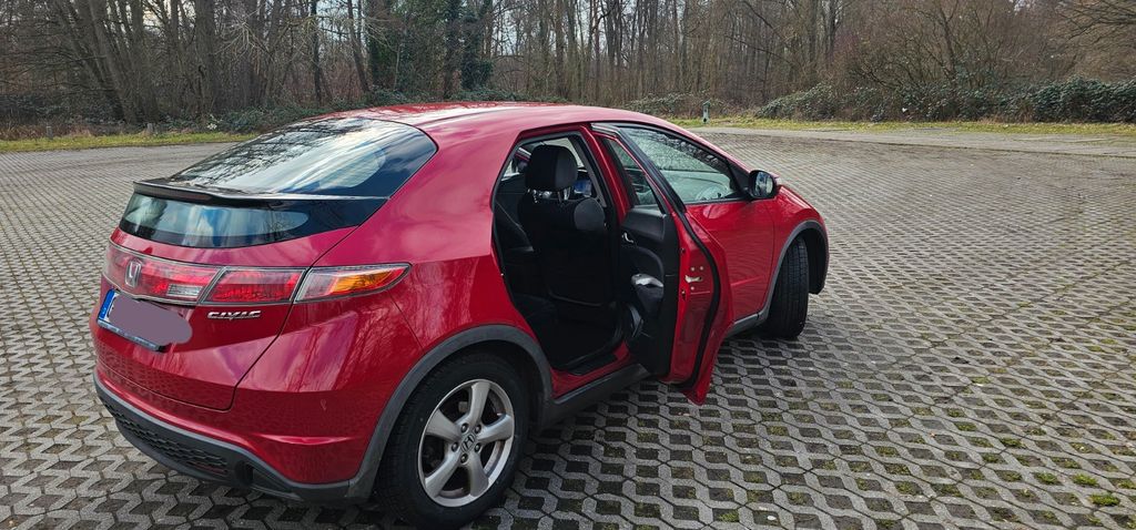 Honda Civic 219.000 km 3.750 &euro; Mörfelden-walldorf 64546