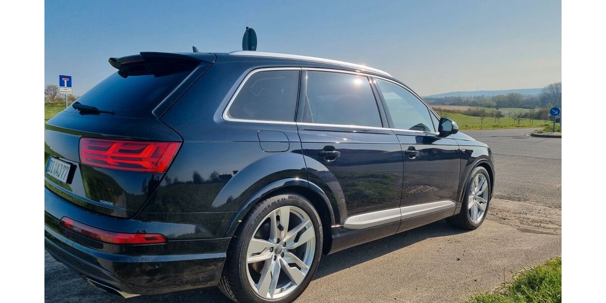 Audi Q7 214.000 km 21.999 &euro; Reinheim 64354