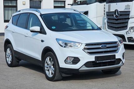 Ford Kuga 68.200 km 13.990 &euro; Babenhausen 64832
