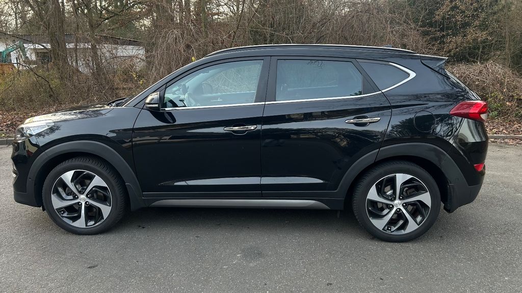 Hyundai TUCSON 166.800 km 13.300 &euro; Langen 63225